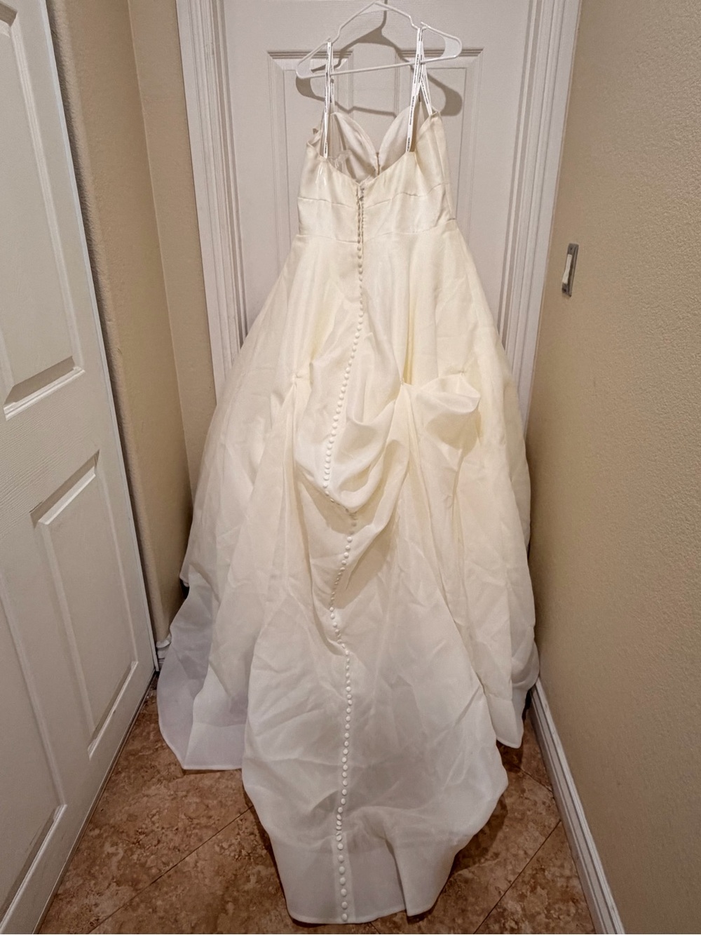 Beautiful Morilee by Madeline Gardner Ballgown Wedding Dress - Size 22 (USA)